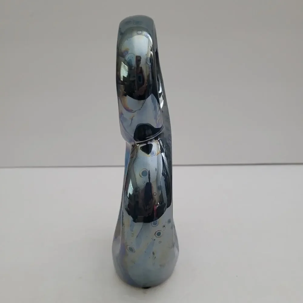 Infinity Loop Vase - Picture 9 of 9